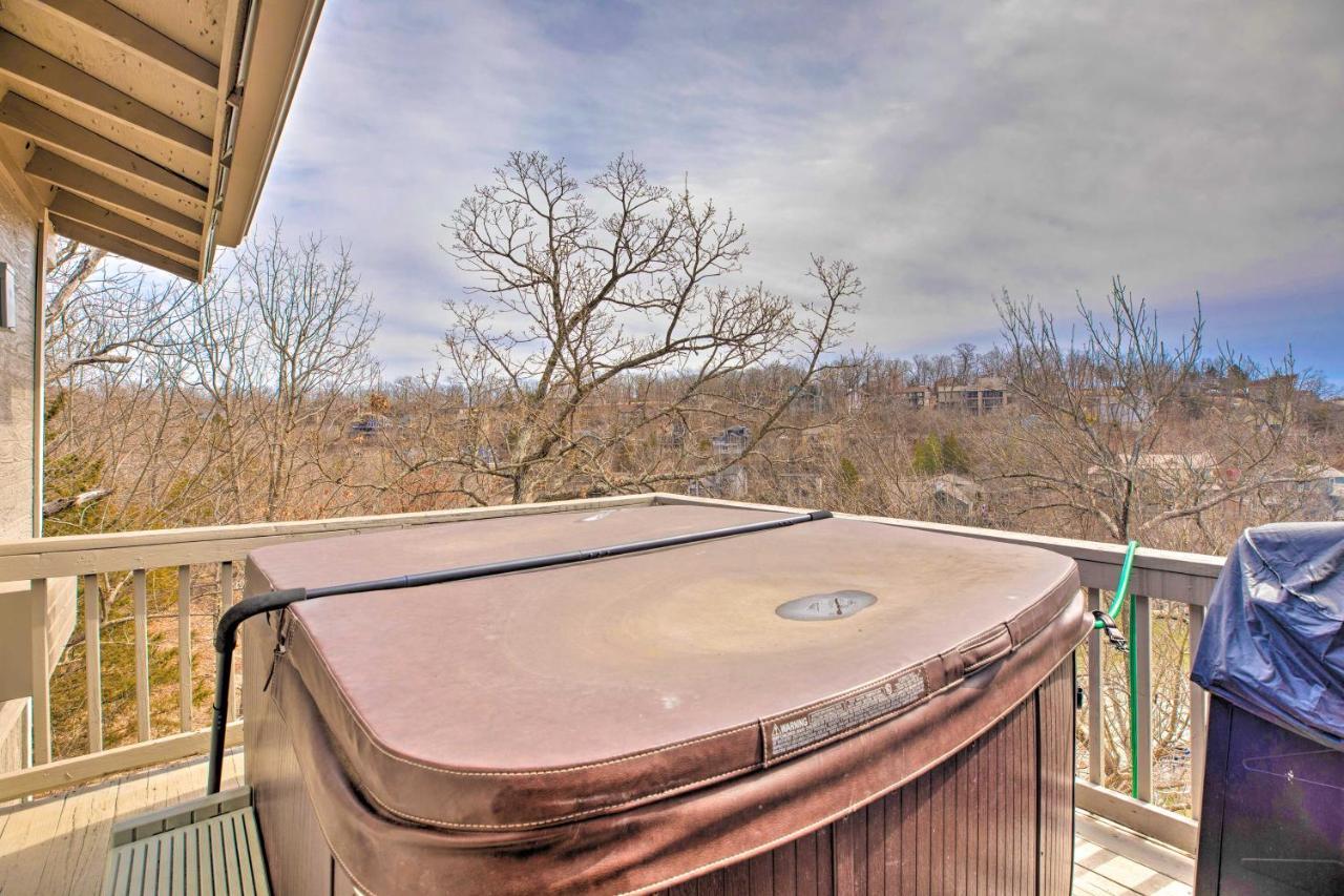 Resort Home With Hot Tub On Lake Of The Ozarks! Osage Beach Exterior foto